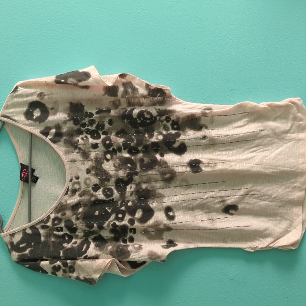 New 2bebe Embellished Top Size Small